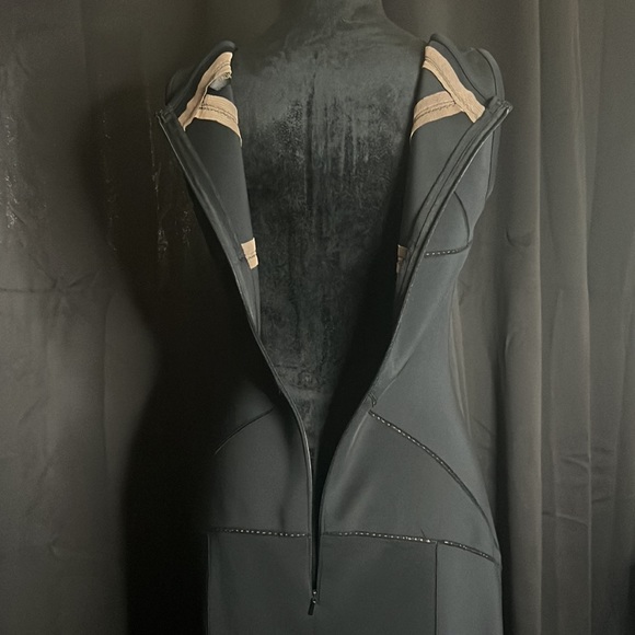 TADASHI SHOJI Floor length sleeveless gown Size XS - Picture 7 of 9